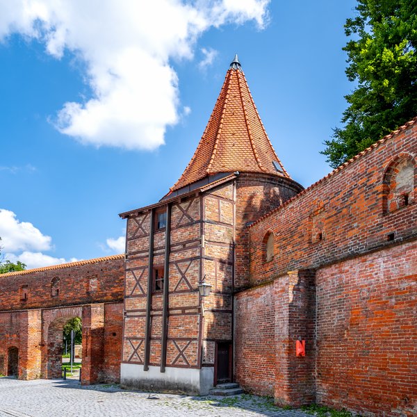 Memmingen Tourismus: City wall, gates and towers