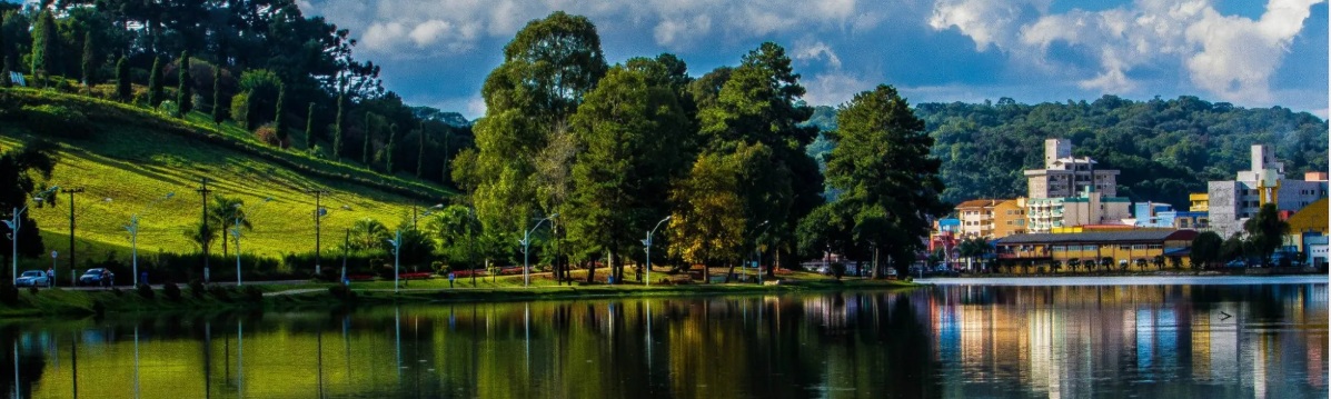 Lago das Araucárias em Fraiburgo